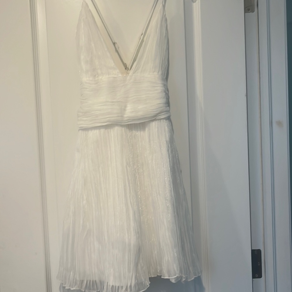 Criss cross straps very thin